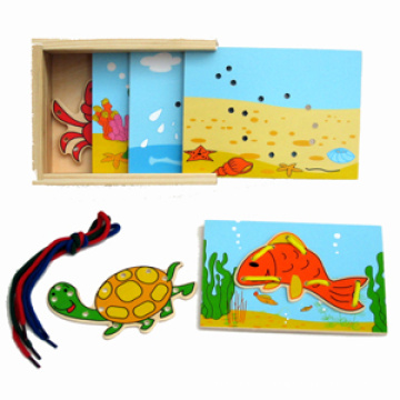 Holzschnabel Spielzeug mit Seetieren